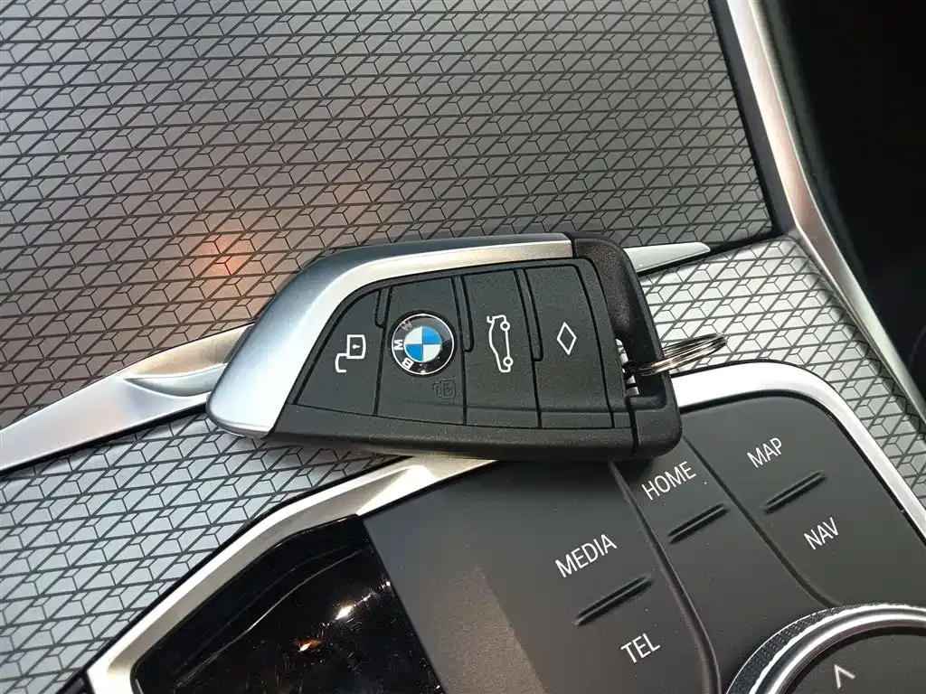 BMW i3 — фото 10