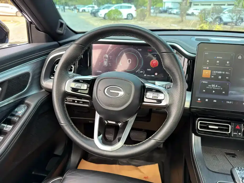 GAC Motor Trumpchi GS8 — фото 10