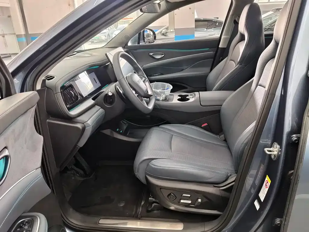 BYD Hiace 07 DM-i — фото 10