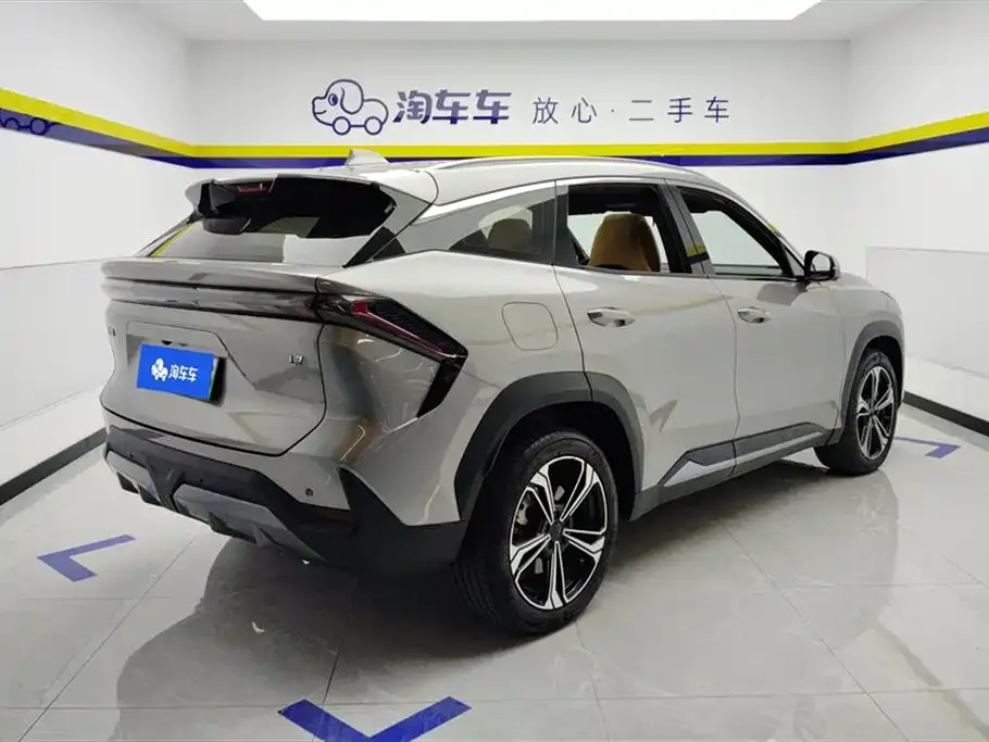 Geely Galaxy L7 — фото 10
