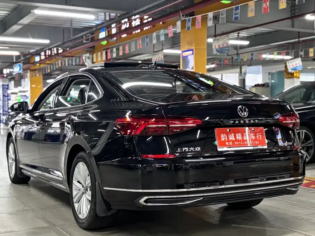 Volkswagen Passat — фото 5