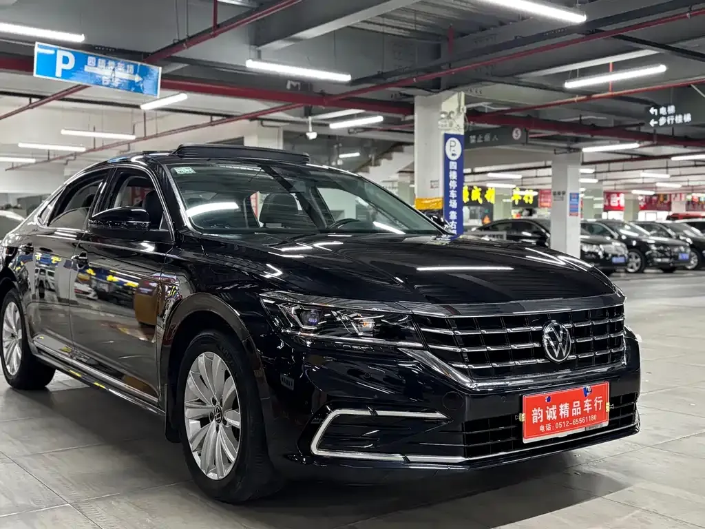 Volkswagen Passat — фото 3