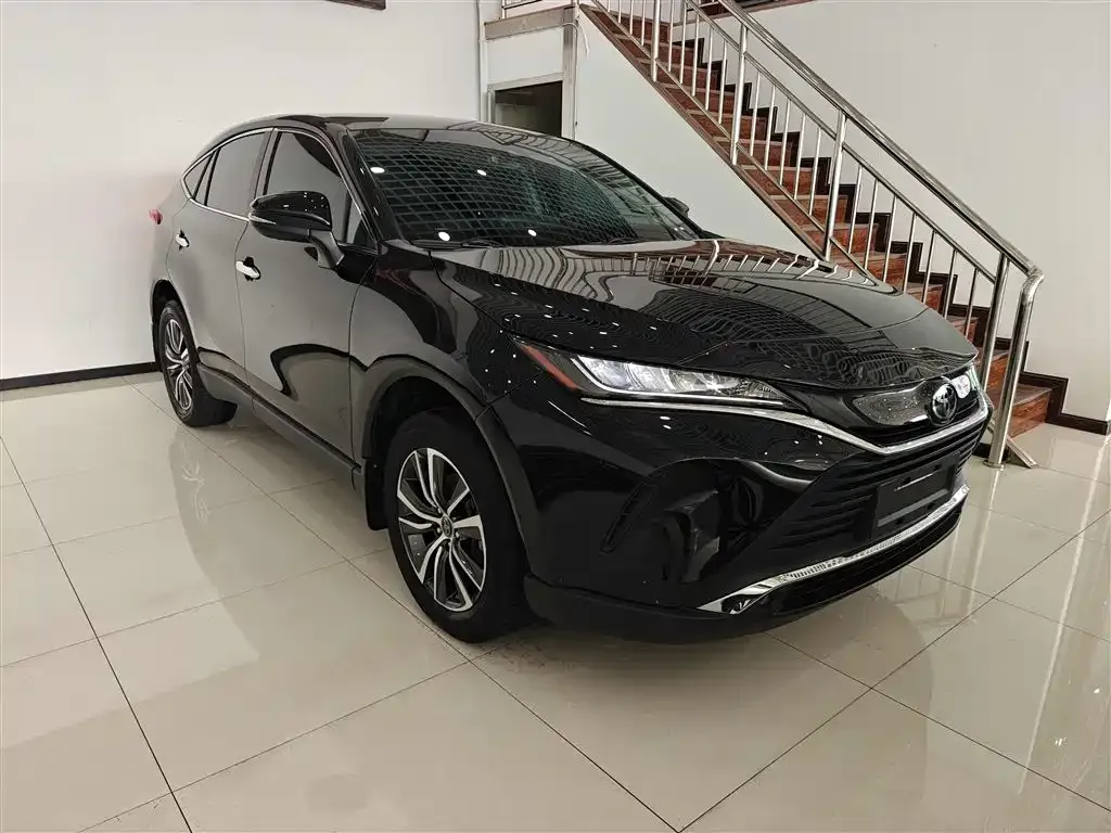 Toyota Harrier — фото 7