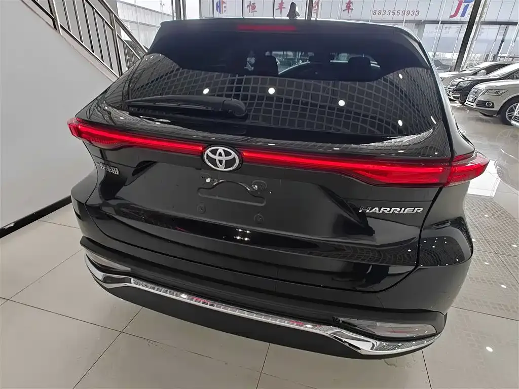 Toyota Harrier — фото 5