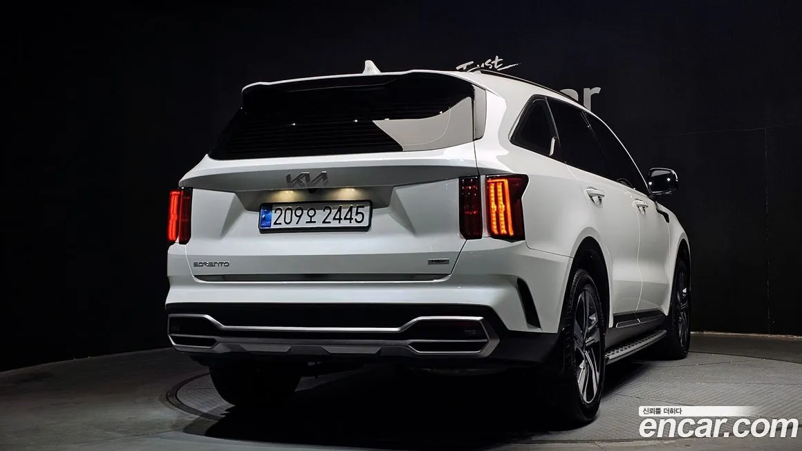Kia Sorento — фото 4