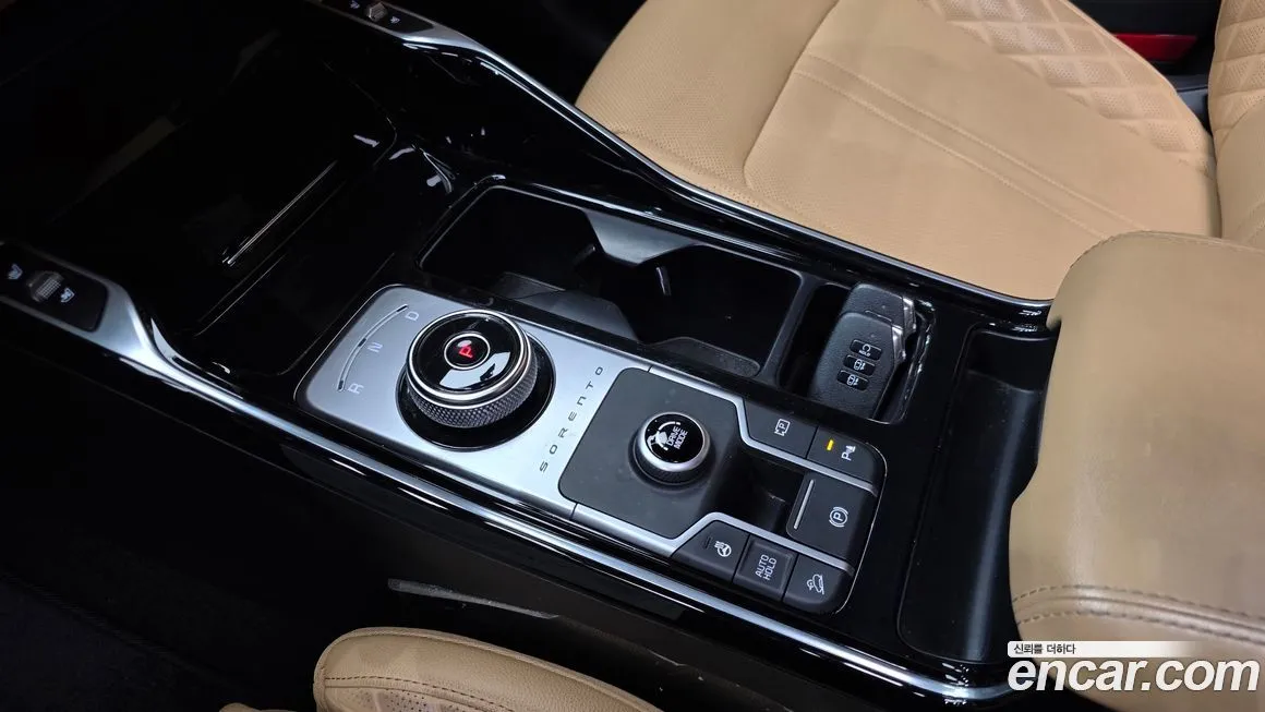 Kia Sorento — фото 6