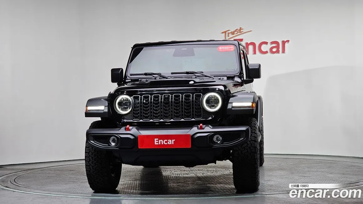 Jeep Wrangler — фото 10