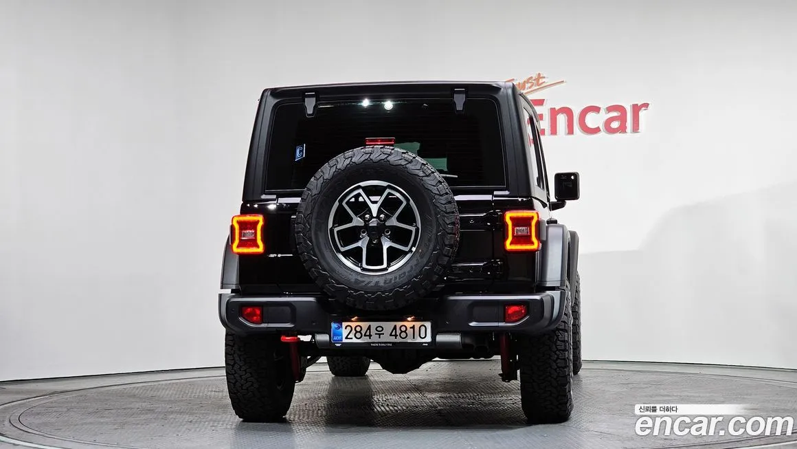 Jeep Wrangler — фото 4