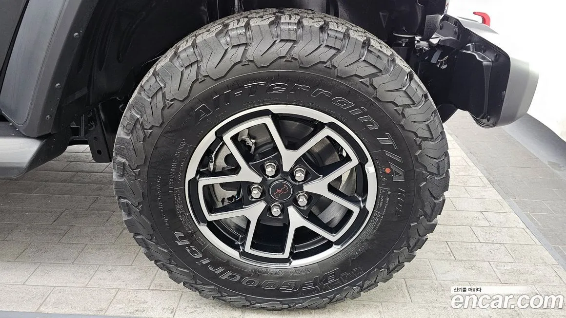 Jeep Wrangler — фото 2