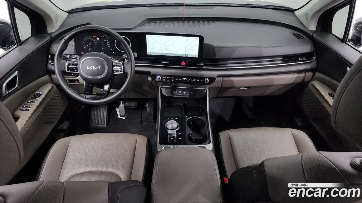 Kia Carnival — фото 10