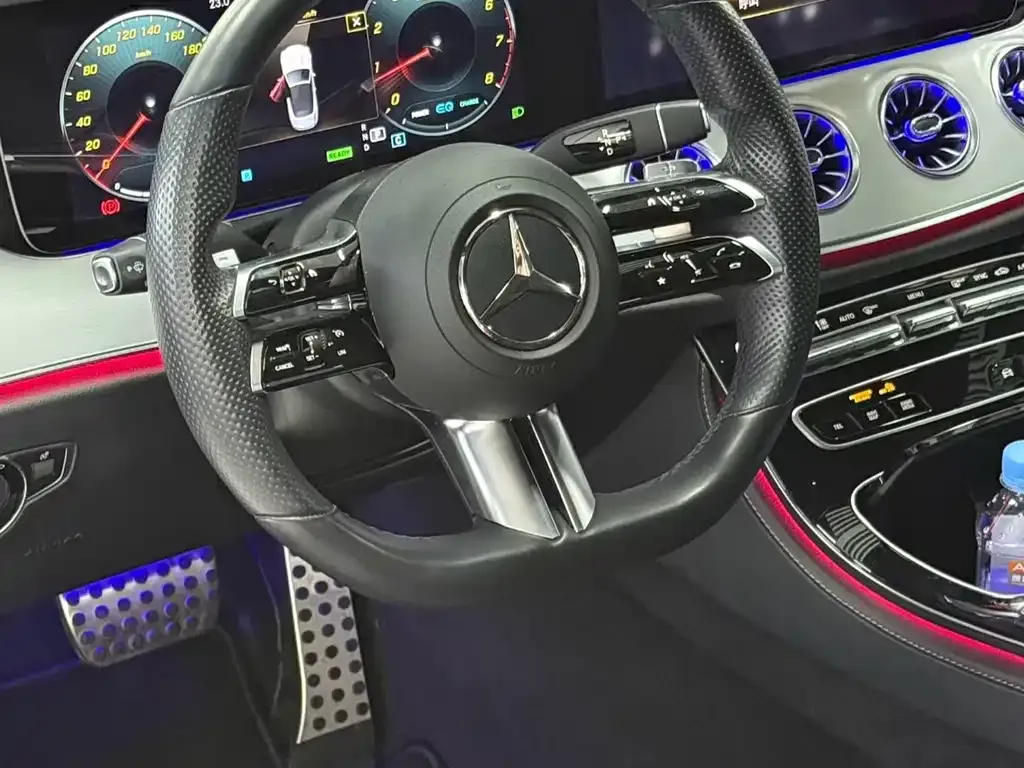 Mercedes-Benz E-Class (Import) — фото 5
