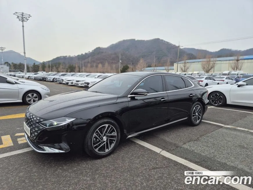 Hyundai Grandeur — фото 1