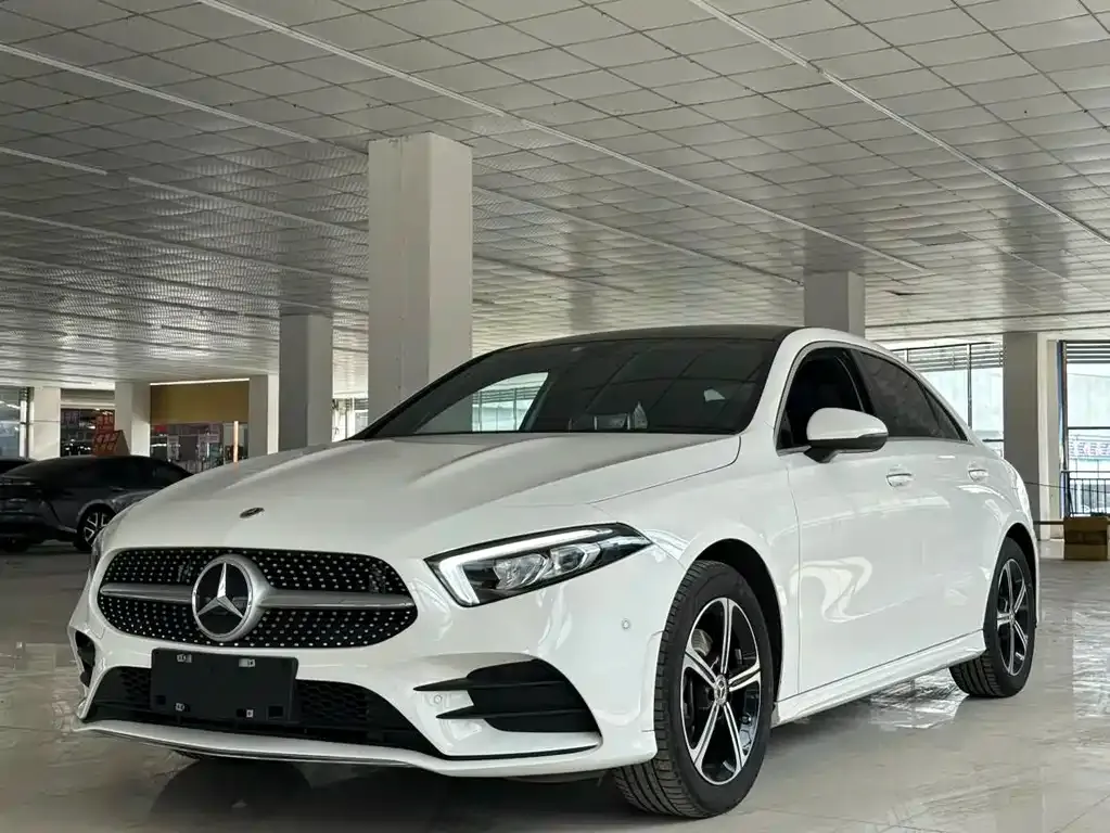 Mercedes-Benz A-Class — фото 1