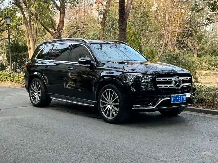 Mercedes-Benz GLS — фото 6