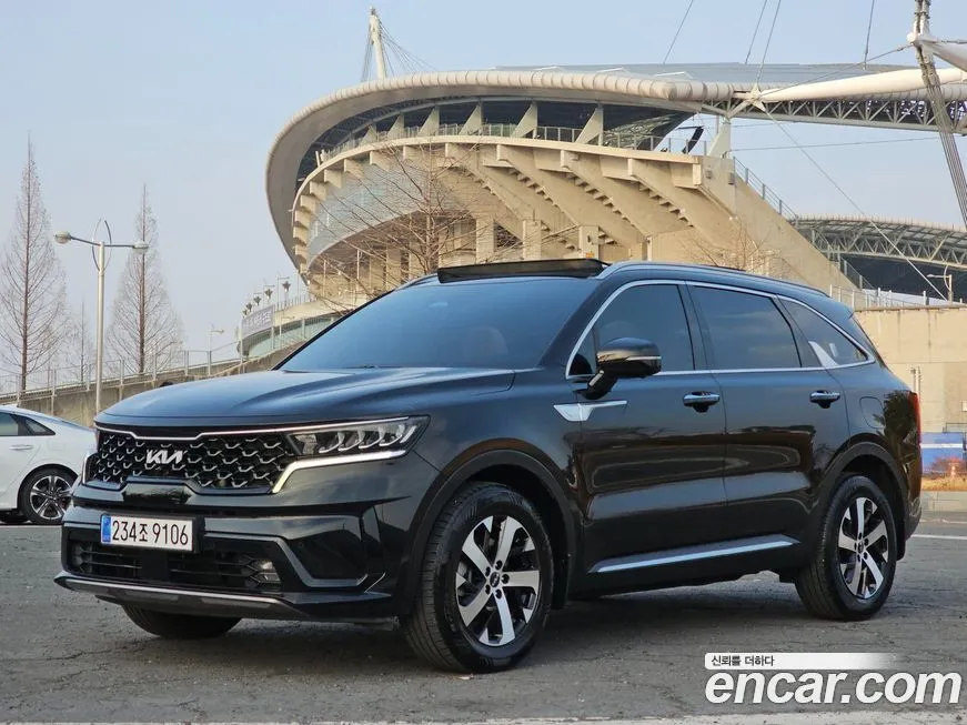 Kia Sorento — фото 10