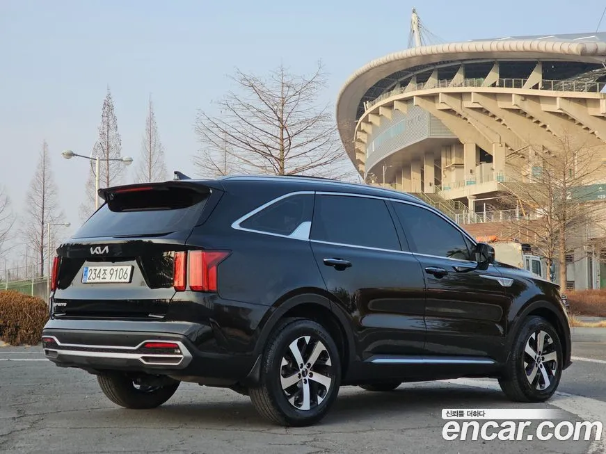 Kia Sorento — фото 9