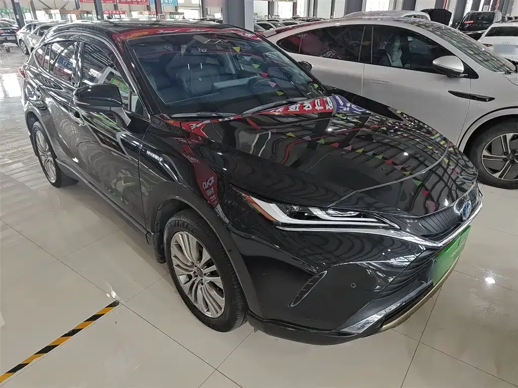 Toyota Harrier — фото 5