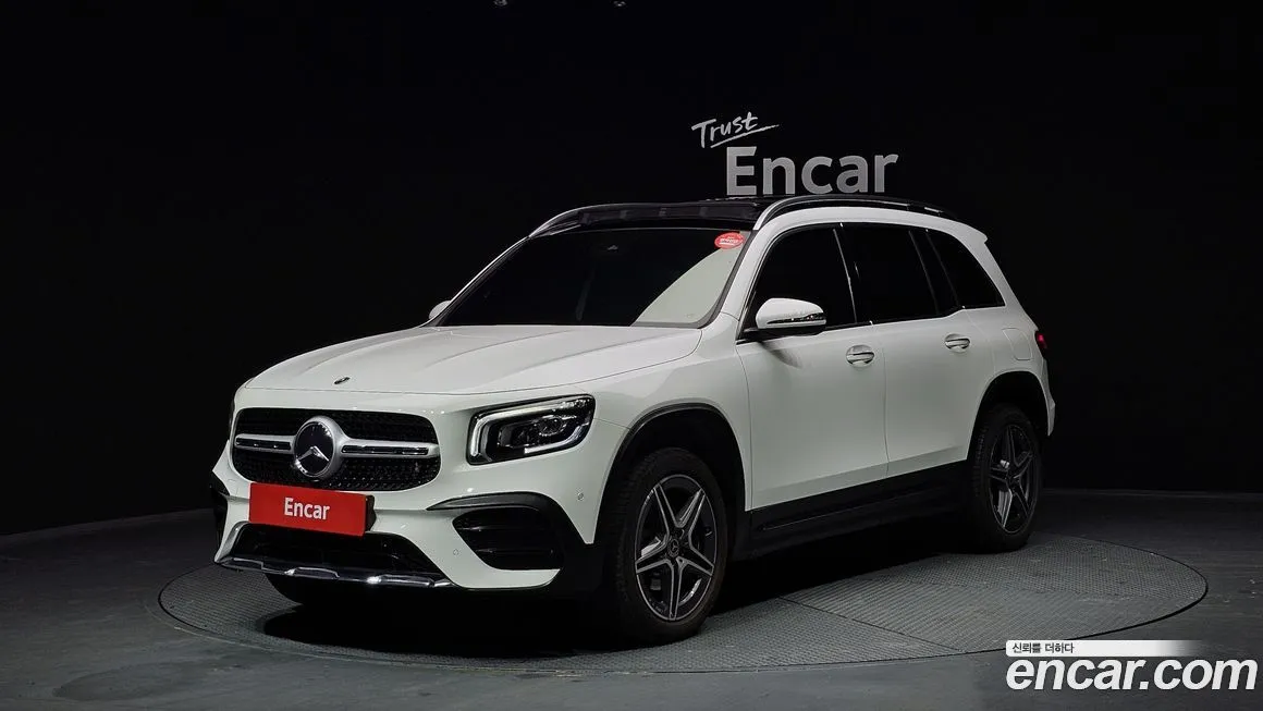 Mercedes-Benz GLB-Class — фото 1