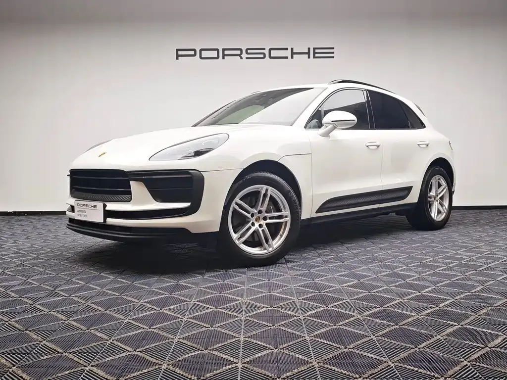 Porsche Macan — фото 1