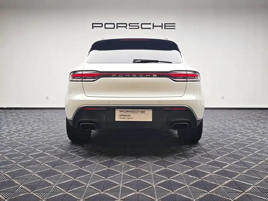 Porsche Macan — фото 9