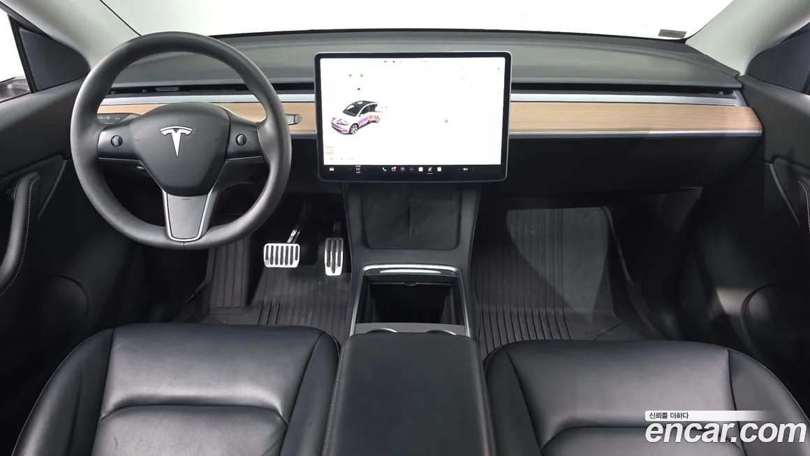 Tesla Model Y — фото 8