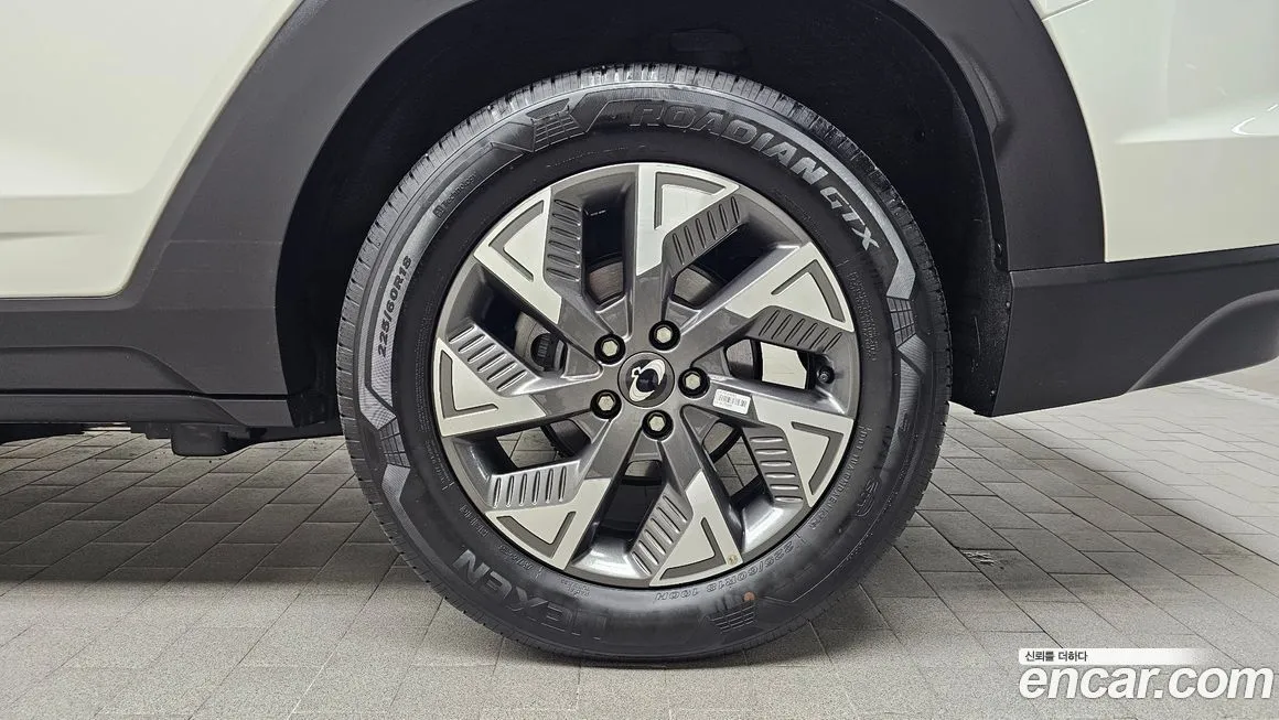 KG Mobility (Ssangyong) Torres — фото 9