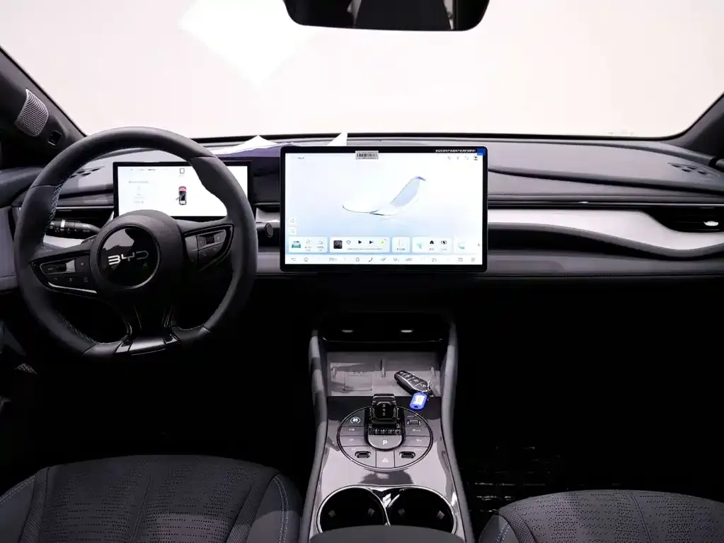 BYD Seal 06GT — фото 3