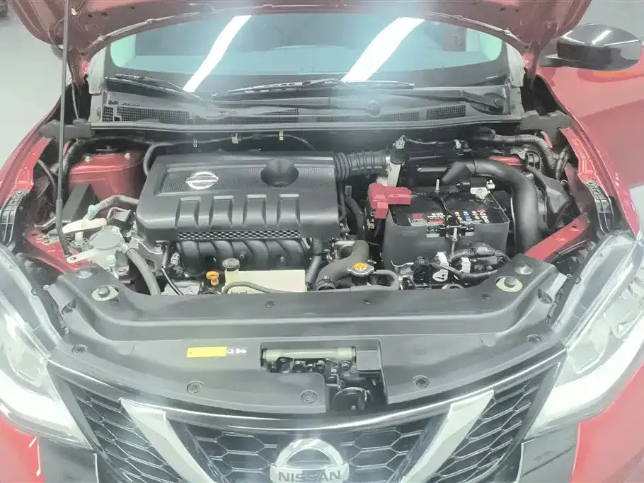 Nissan Tiida — фото 10