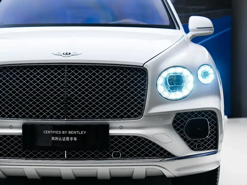 Bentley Bentayga — фото 4