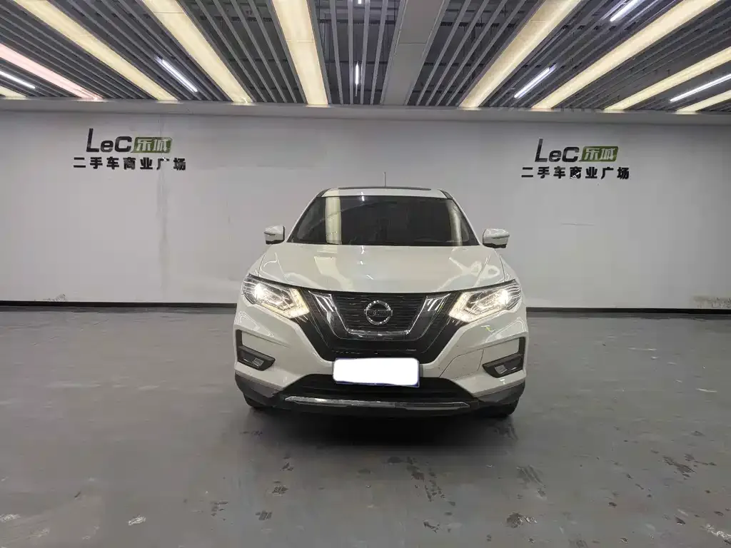 Nissan X-Trail — фото 4