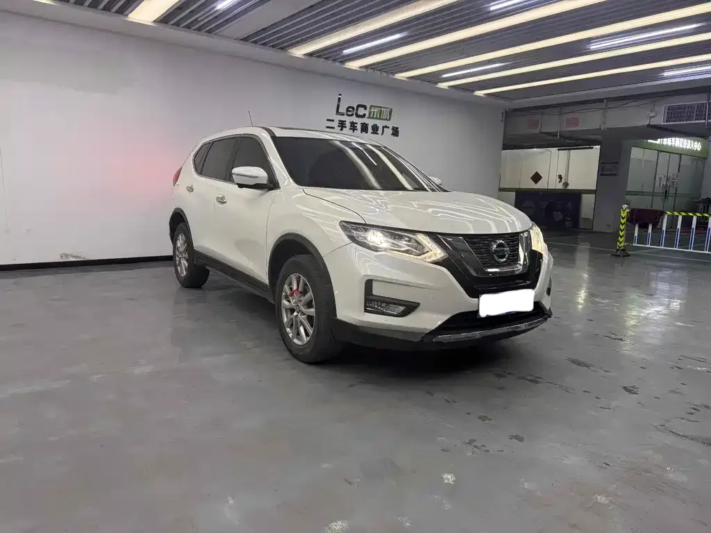 Nissan X-Trail — фото 2