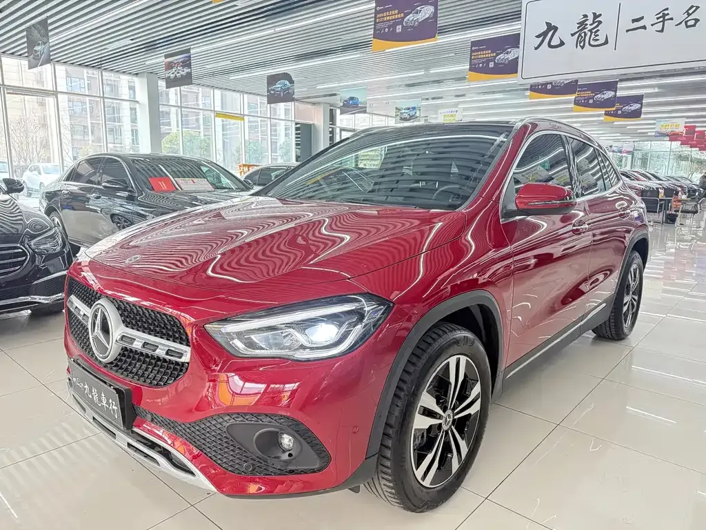 Mercedes-Benz GLA — фото 6