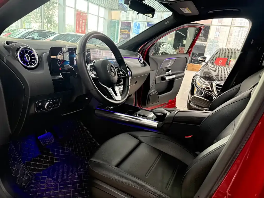 Mercedes-Benz GLA — фото 8