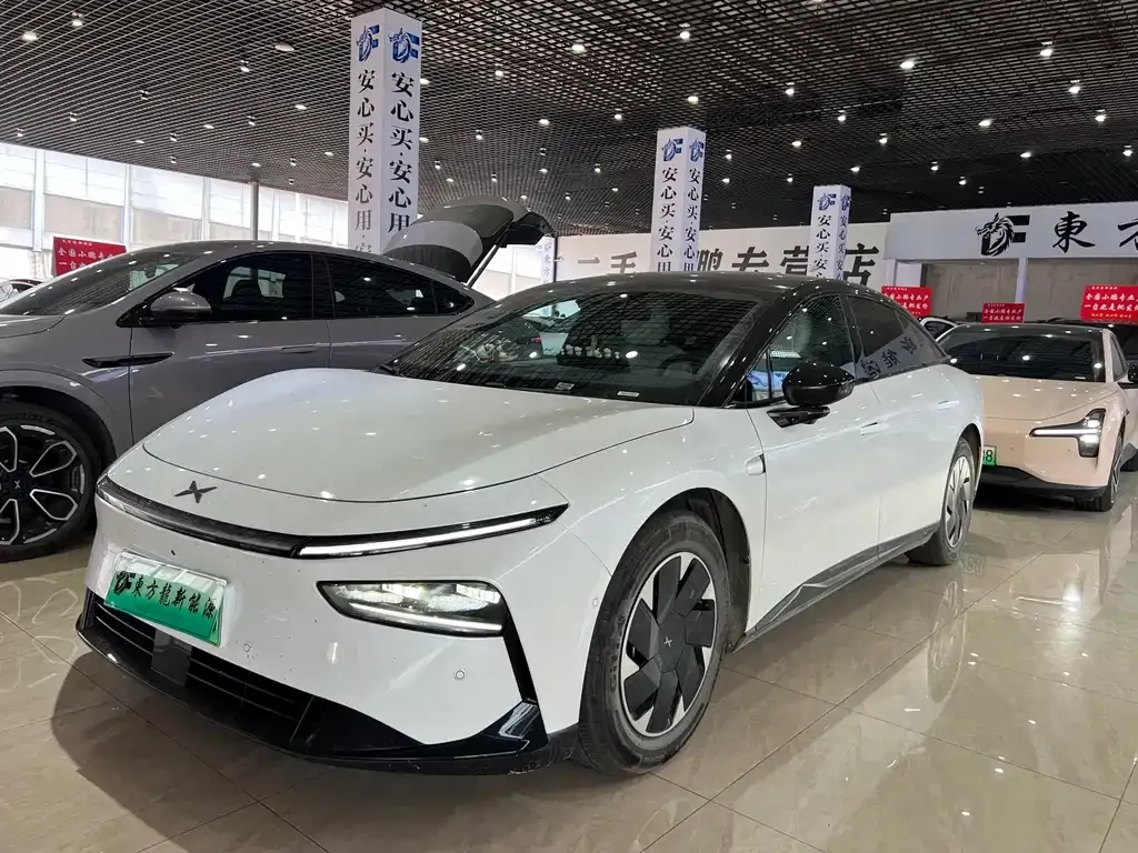 XPeng P7+ — фото 1