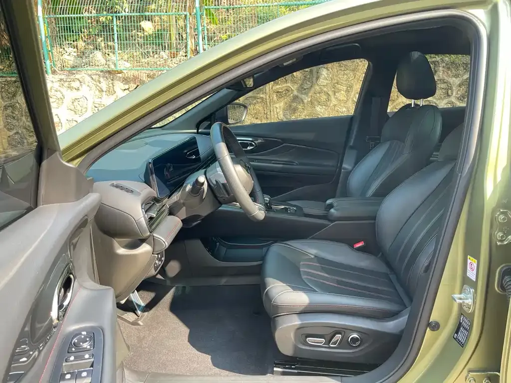 GAC Motor Shadow Leopard — фото 5