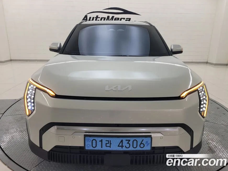 Kia EV3 — фото 8