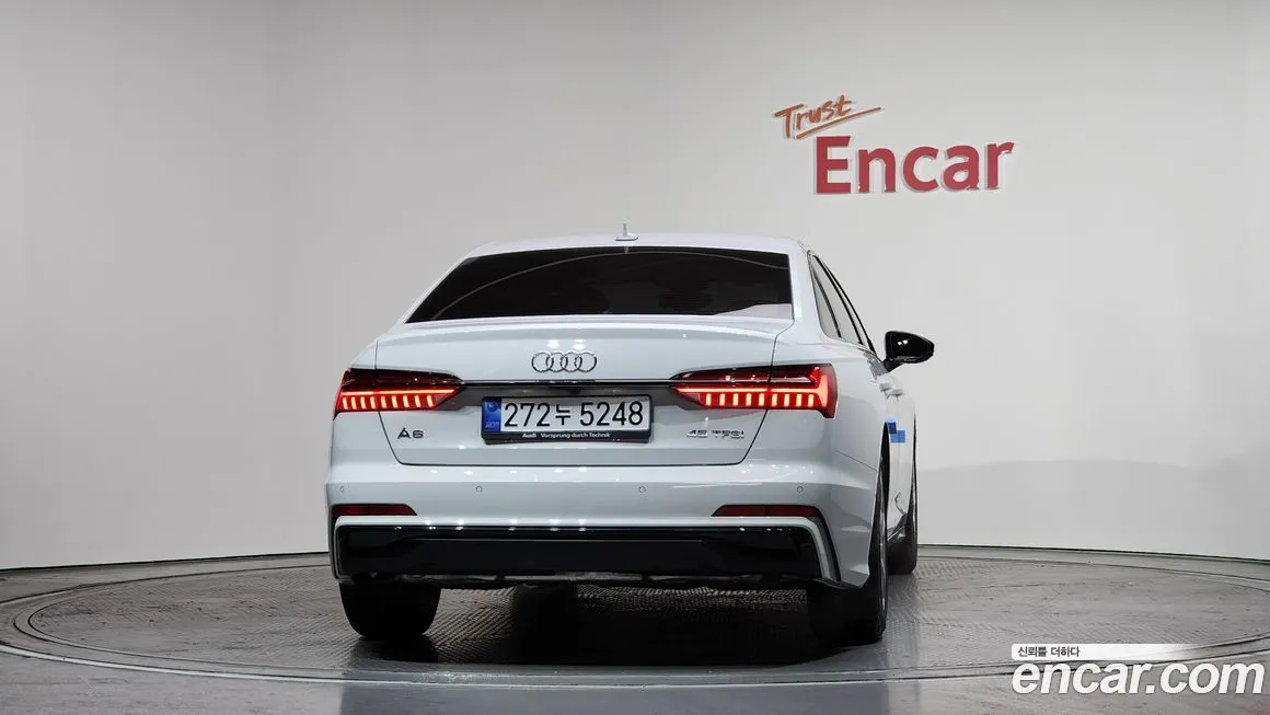 Audi A6 — фото 2