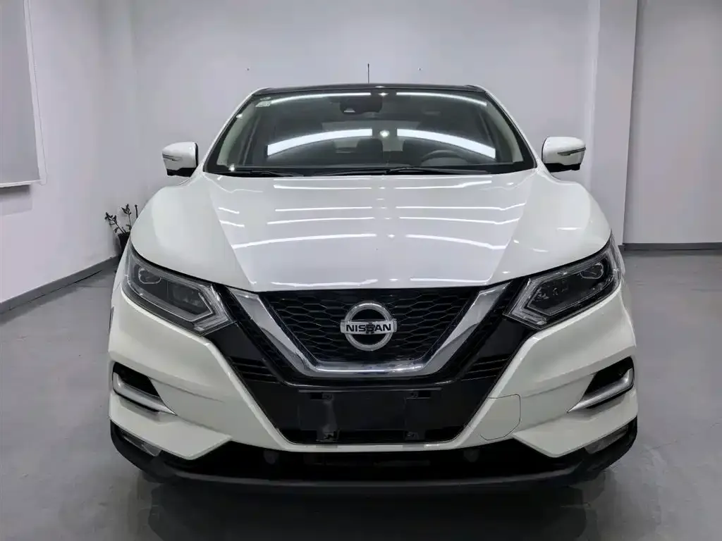 Nissan Qashqai — фото 4