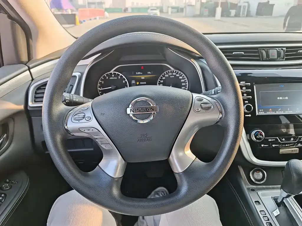 Nissan Murano — фото 3