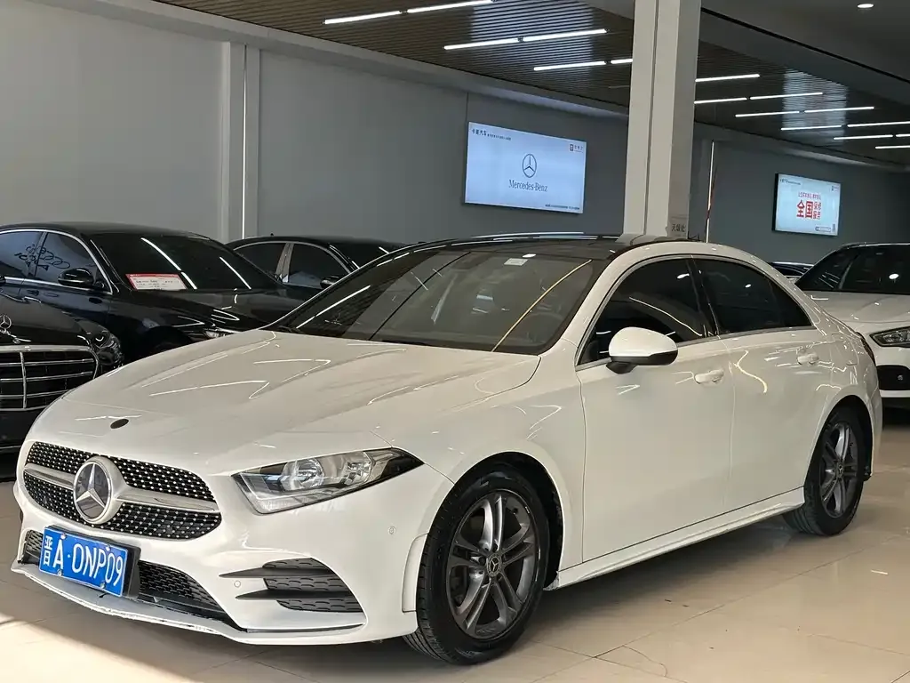 Mercedes-Benz A-Class — фото 1