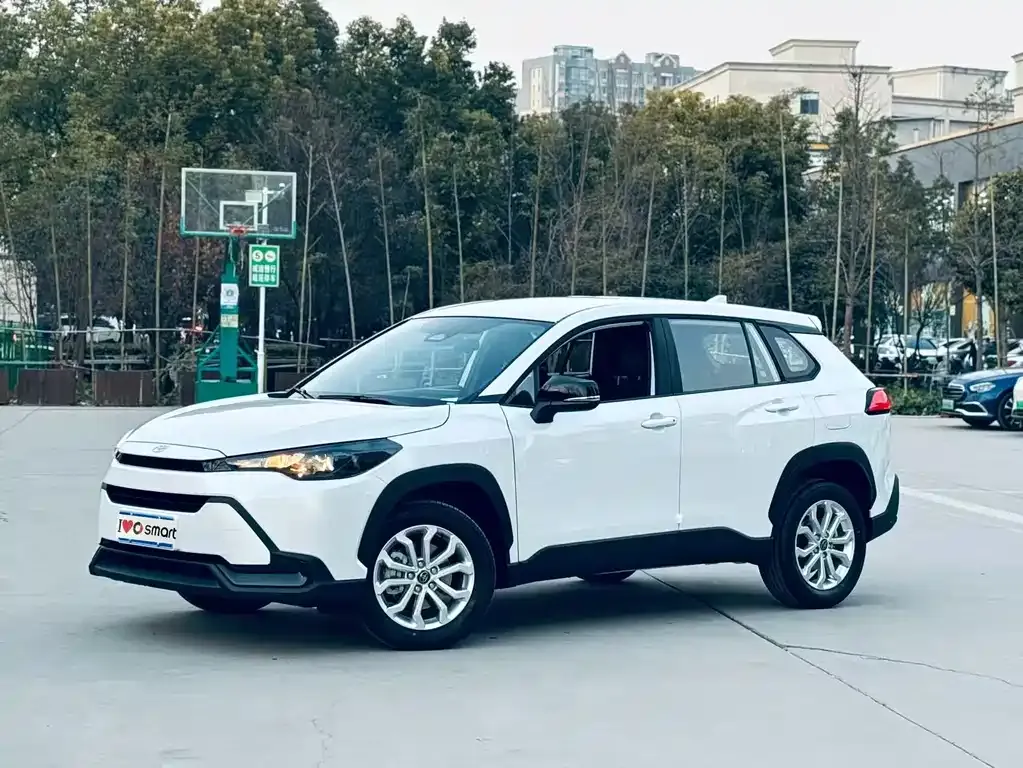 Toyota Frontlander — фото 1