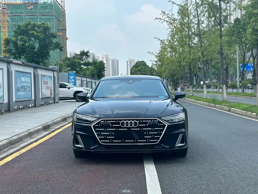 Audi A7L — фото 5