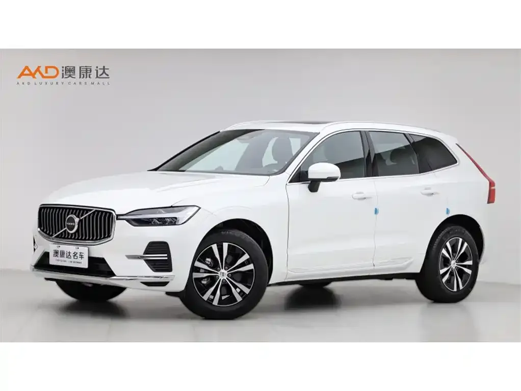 Volvo XC60 — фото 1