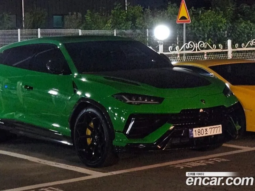 Lamborghini Urus — фото 5