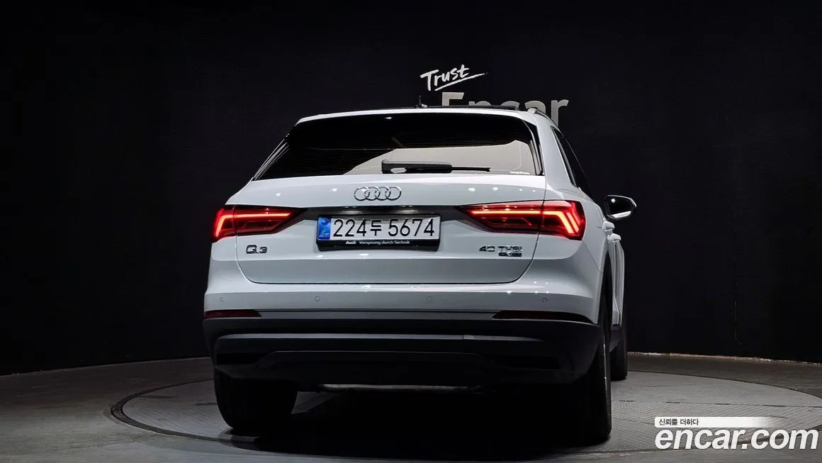 Audi Q3 — фото 4