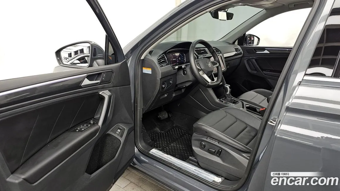 Volkswagen Tiguan — фото 2