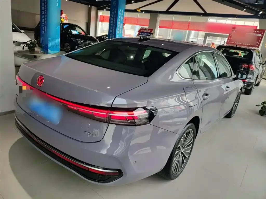 Volkswagen Passat — фото 5