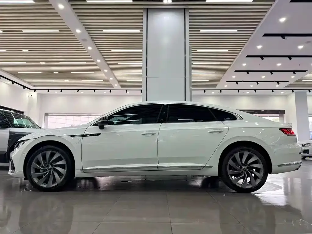 Volkswagen CC — фото 2