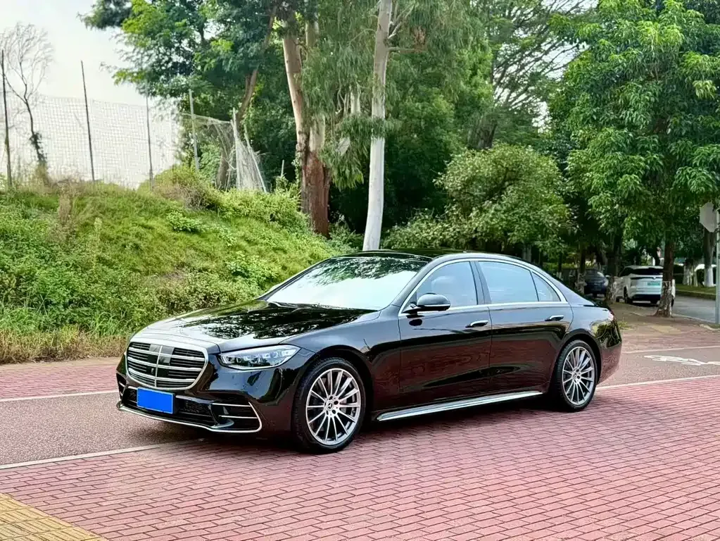 Mercedes-Benz S-Class — фото 1