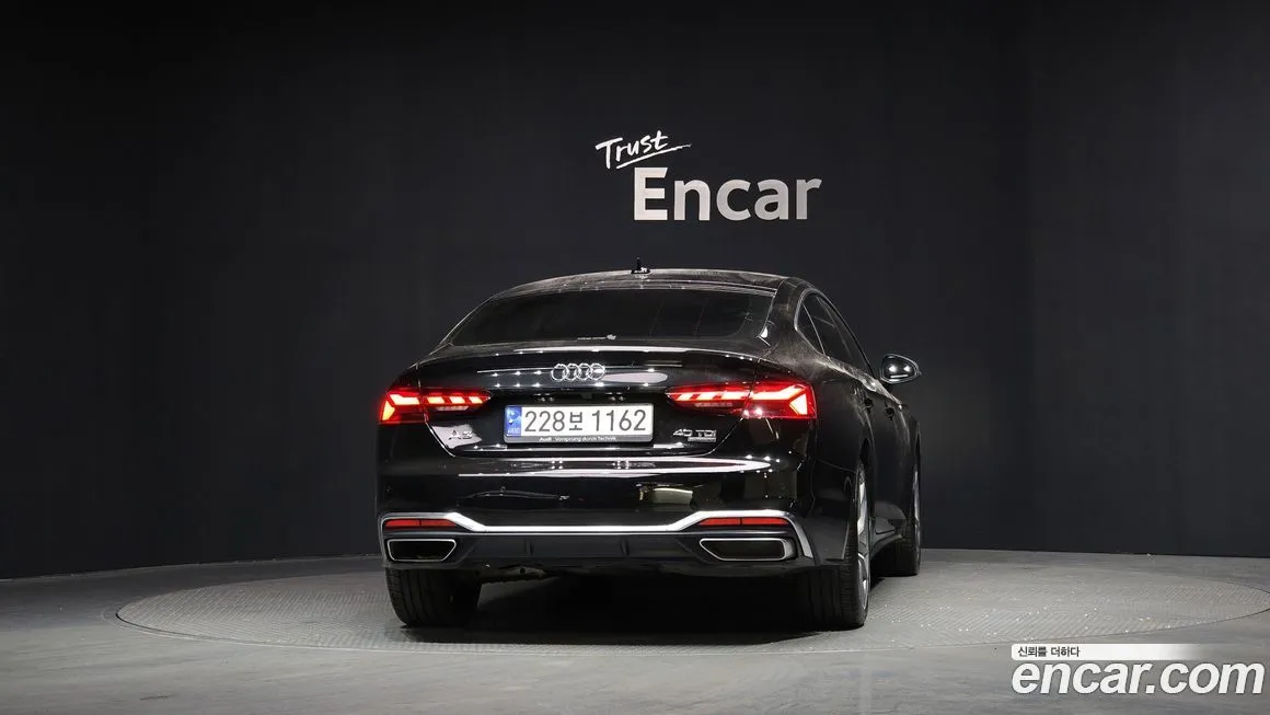 Audi A5 — фото 2